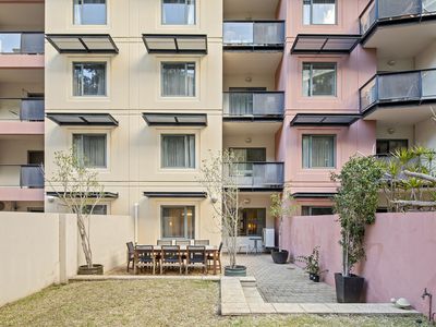 44 / 122 Mounts Bay Road, Perth