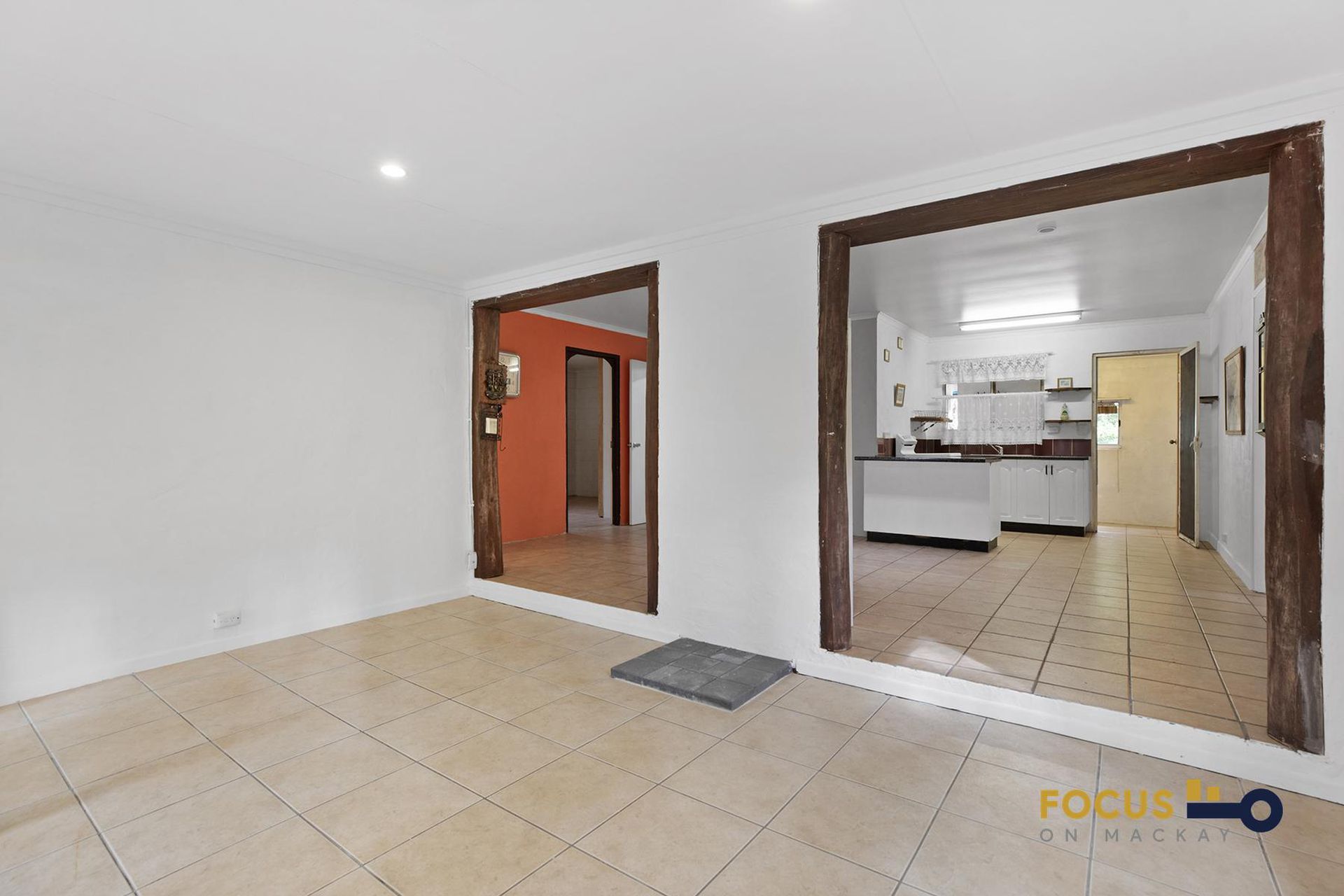 2 Agatha Court, Armstrong Beach