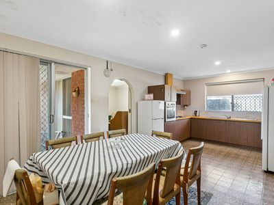 33 Avocet Road, Stirling