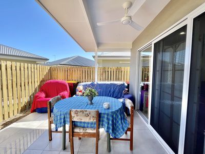 163 / 2-20 Island View Drive, Urangan