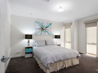 1 / 34 Smythe Drive, Broadwood