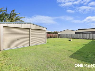 17 Cromdale Circuit, Kawungan