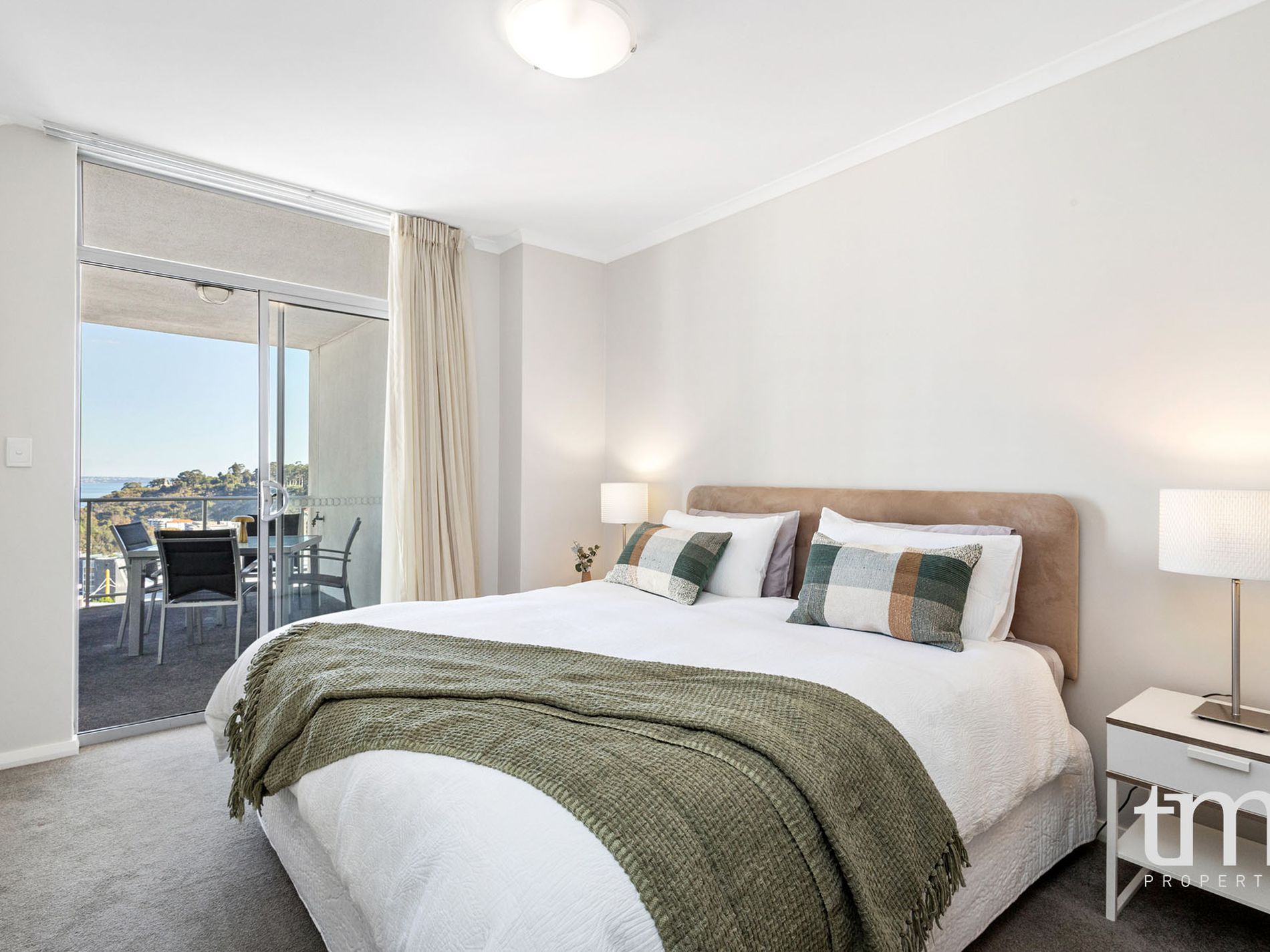 127 / 996 Hay Street, Perth
