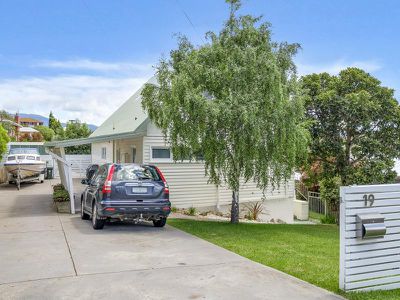 19 Greenacres Road, Geilston Bay