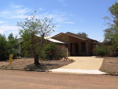 36 Crane street, Longreach