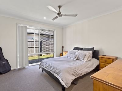 9 Nightshade Crescent, Pimpama