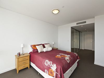 703 / 2 Oldfield Street, Burswood