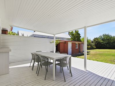 44 Barkly Street, Sale