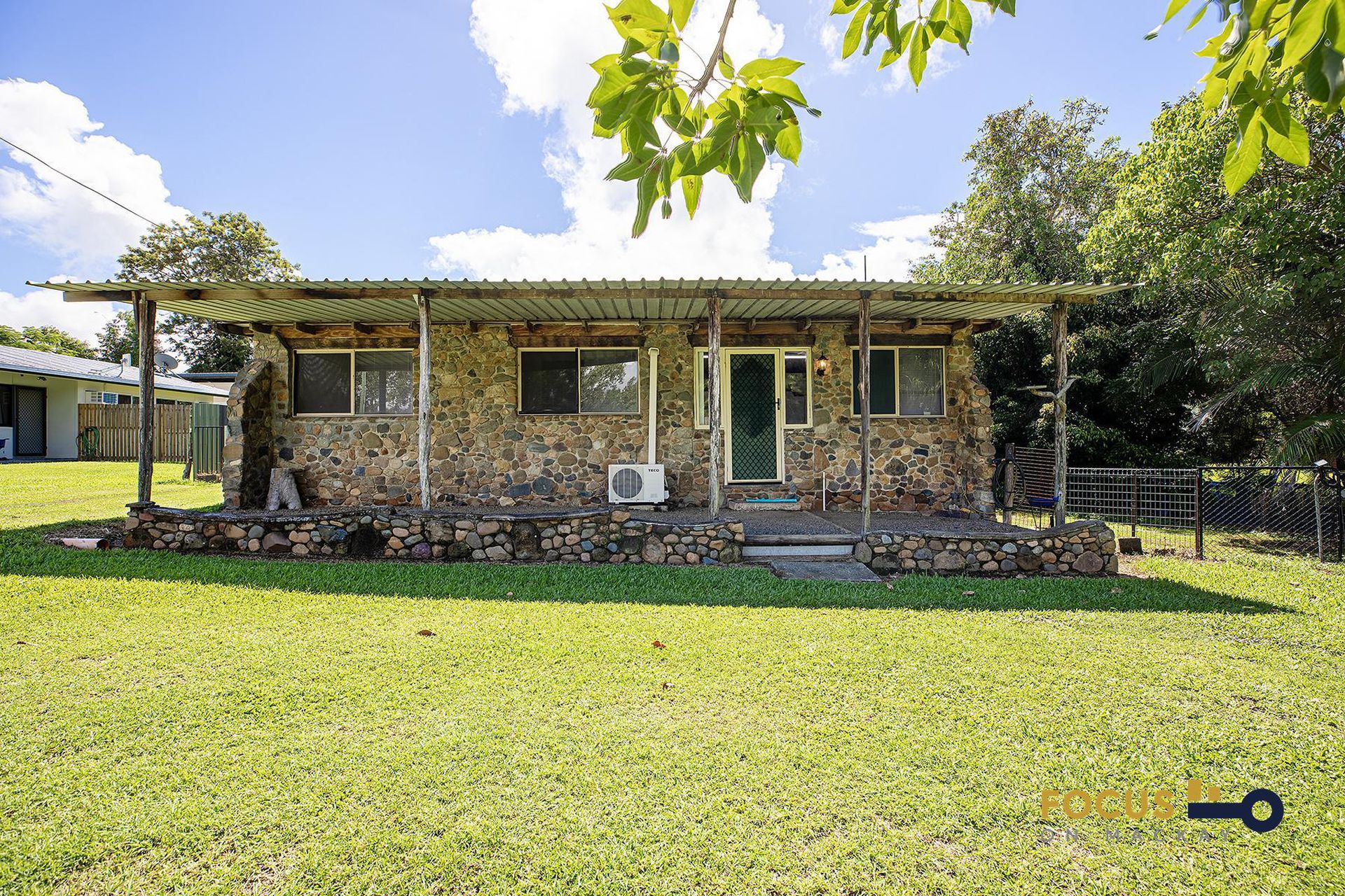 22 Maralyn Ave, Grasstree Beach