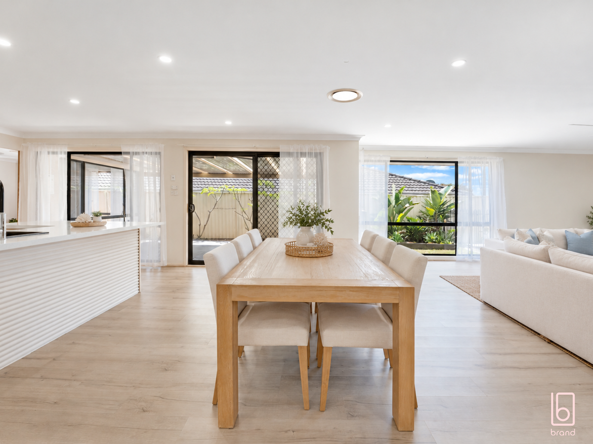 15 Foxtail Crescent, Woongarrah