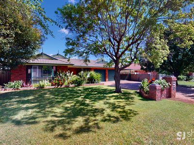 42 Eden Park Avenue, Dubbo