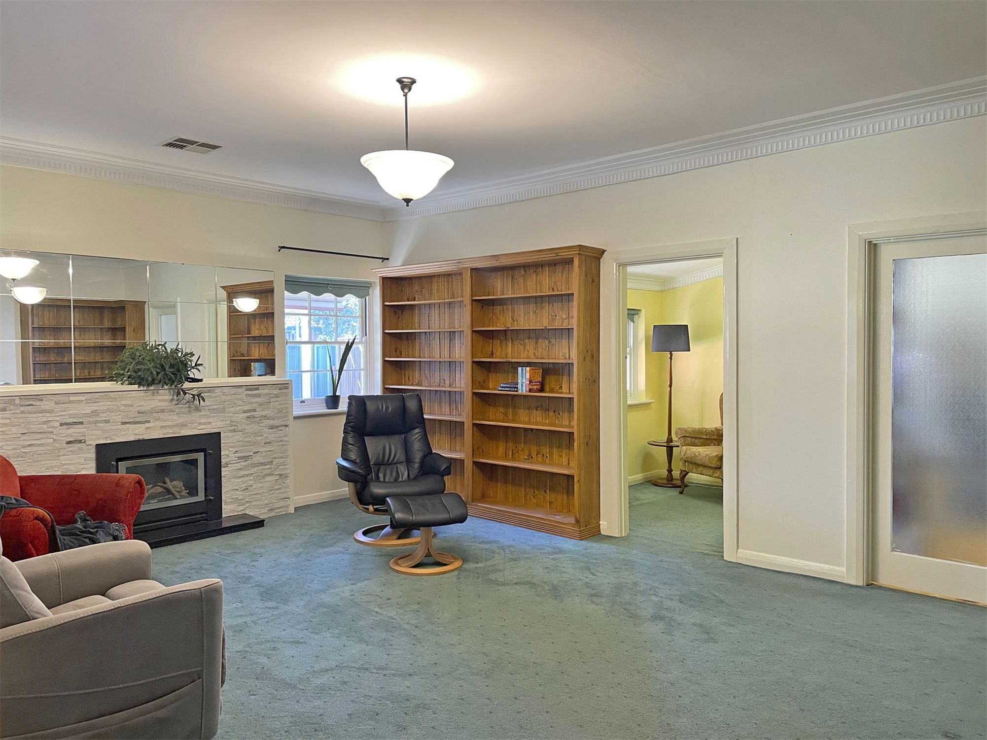 1 Wheaton Road, Plympton
