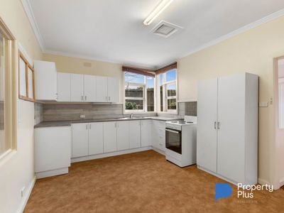 27 Strickland Road, East Bendigo