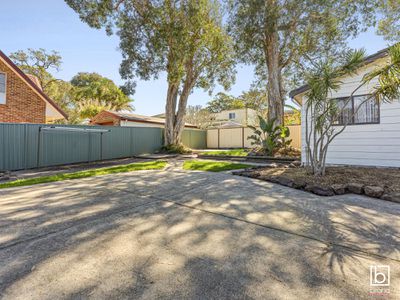 48 Sixth Avenue, Toukley