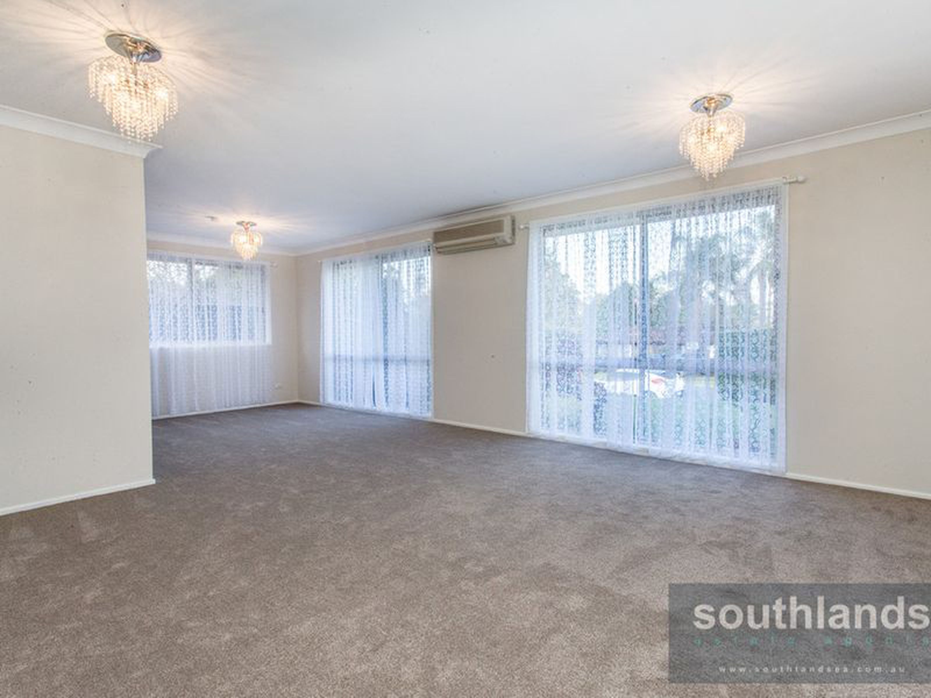 14 Lowanna Drive, SOUTH PENRITH