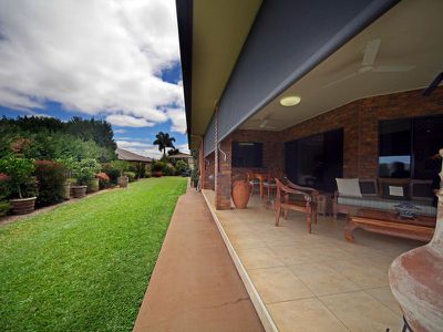 19 Montgomery Close, Atherton