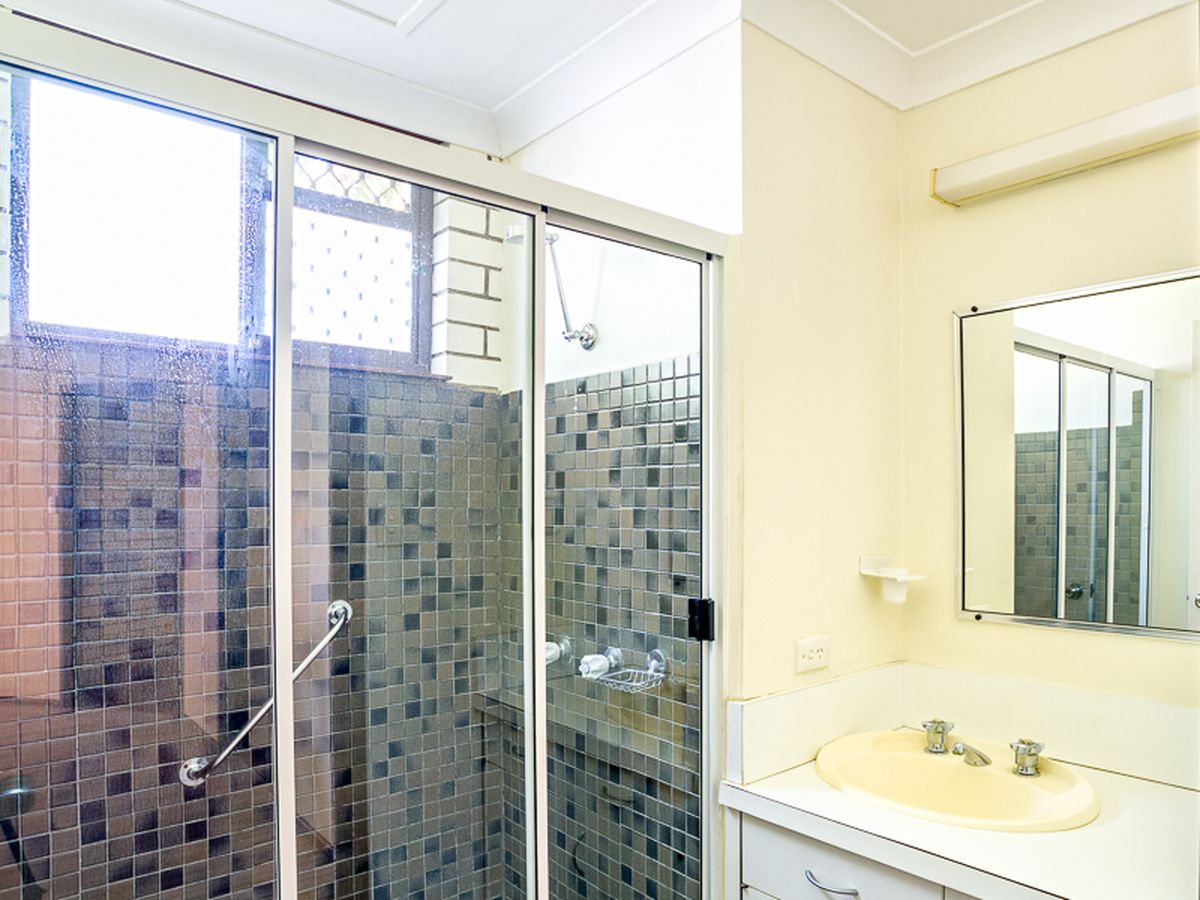 69 Hillcrest Avenue, Scarness