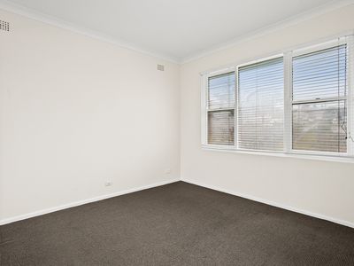 4 / 5 First Avenue, Warrawong