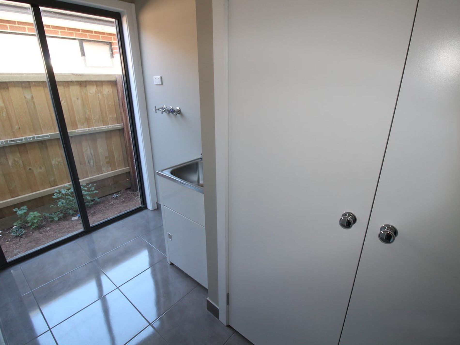 11 Honeycomb Avenue, Manor Lakes