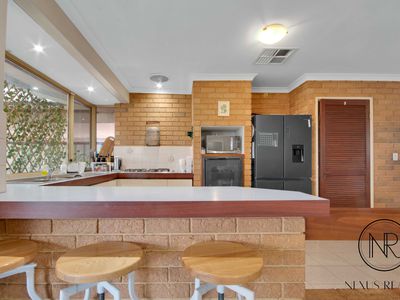 12 Honeyeater Glade, Huntingdale