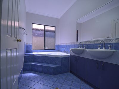 2 Cockatoo Court, South Hedland