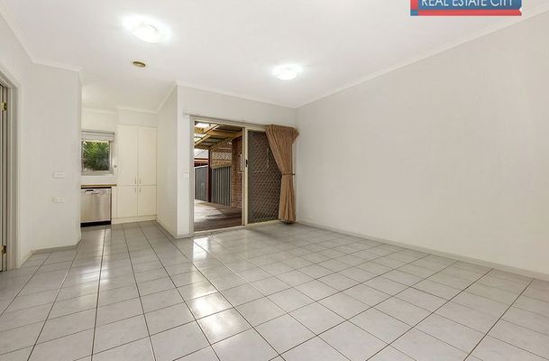 7 Meadowbank Lane, Craigieburn