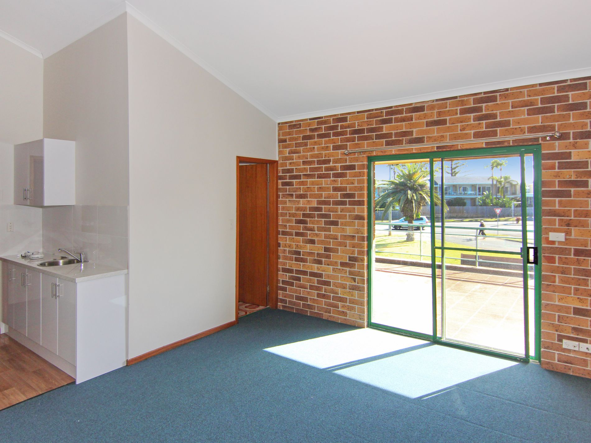 2 Ray Street, Tuncurry