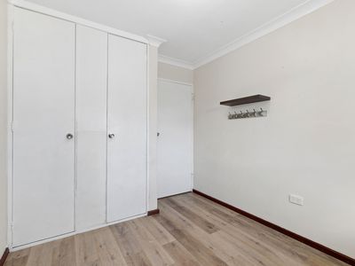 5 St Georges Avenue, Champion Lakes