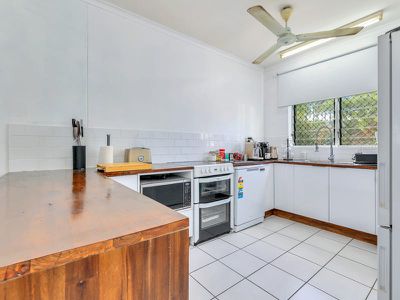 10 Baldwin Drive, Woodroffe