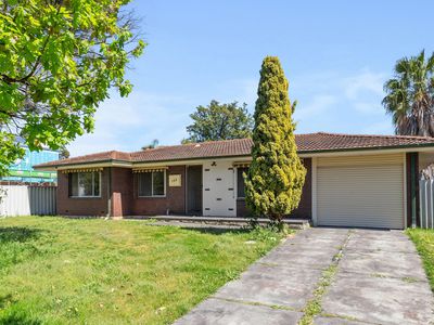 132 West Road, Bassendean