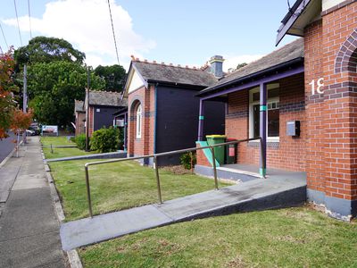 18 Robert Street, Ashfield