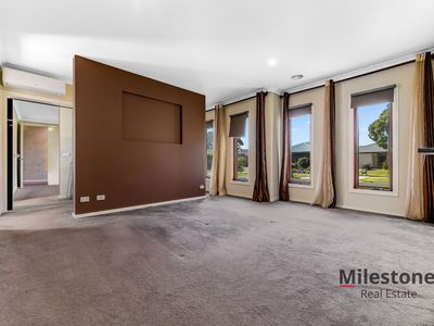 114 Brookwater Parade, Lyndhurst