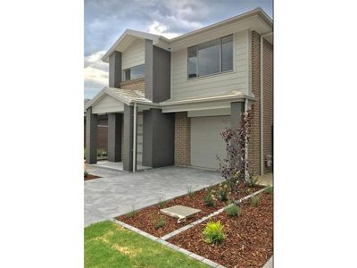 1 / 33 Canal, Leppington