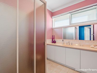 37 Myrtle Grove, Altona