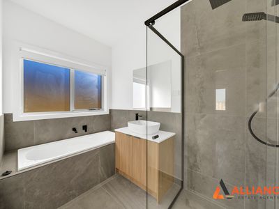 8 Floribunda Road, Tarneit