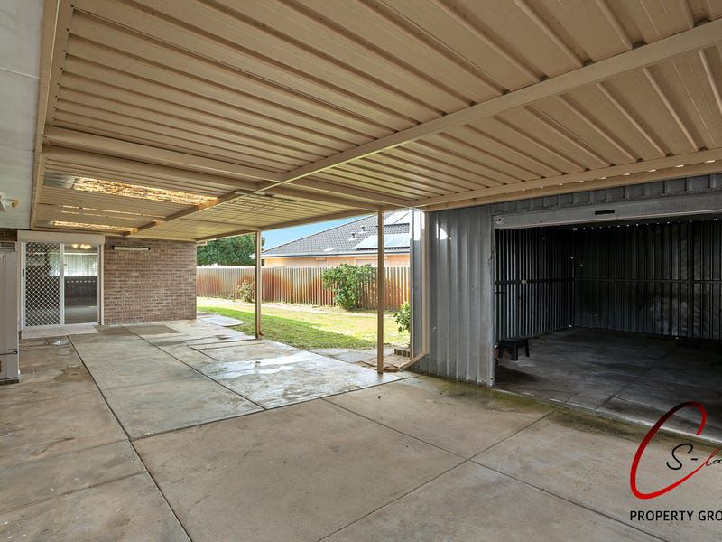 16 Baileys Retreat, Morley