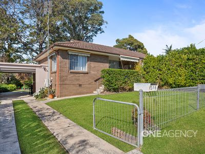 1 / 4 Michael Street, Albion Park