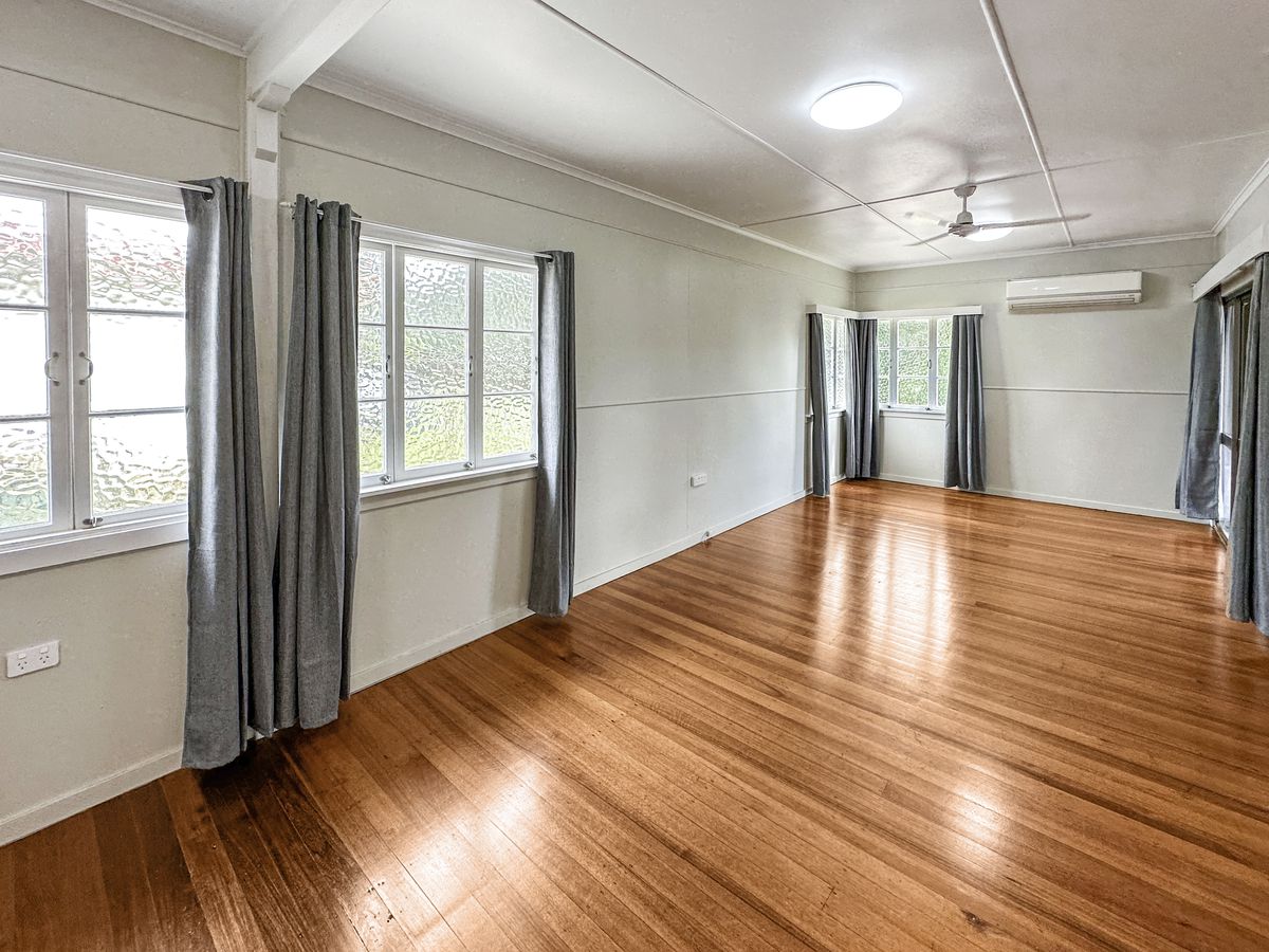 56 Weaver Street, Atherton