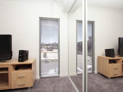 Unit 13 / 9 Oconnor Close, North Coogee