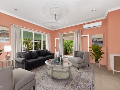 1 Moule Drive, Whitfield