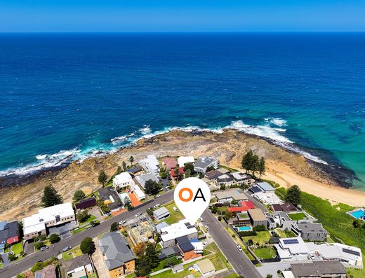 Sleek, Stylish, Torrens Title