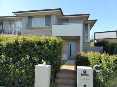 13 Ingleburn Gardens Drive, Ingleburn