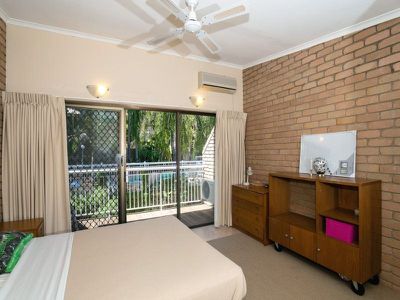1 Bottlebrush Avenue, Noosa Heads