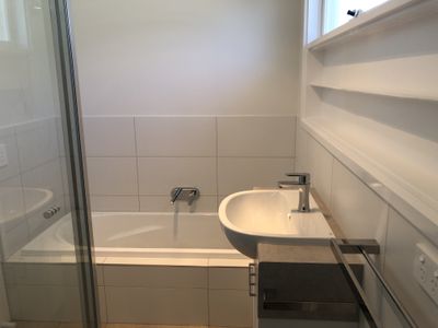1C Glenleith Court, Geelong