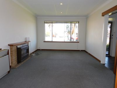 69 Robinson Road, Morley