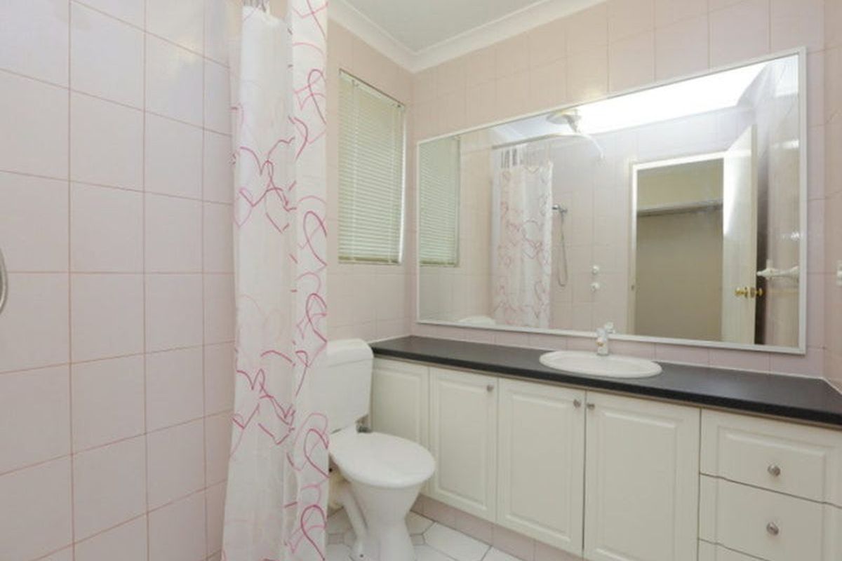 3 / 279 Canning Highway, Como