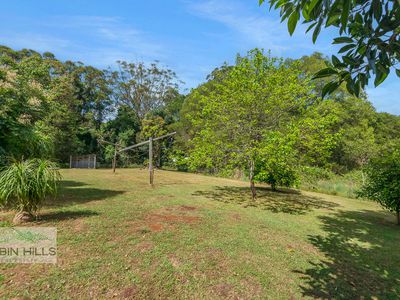 417 Davis Road, Jiggi
