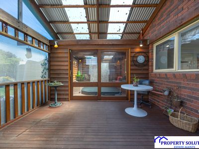 6 Glenview Crescent, Frankston