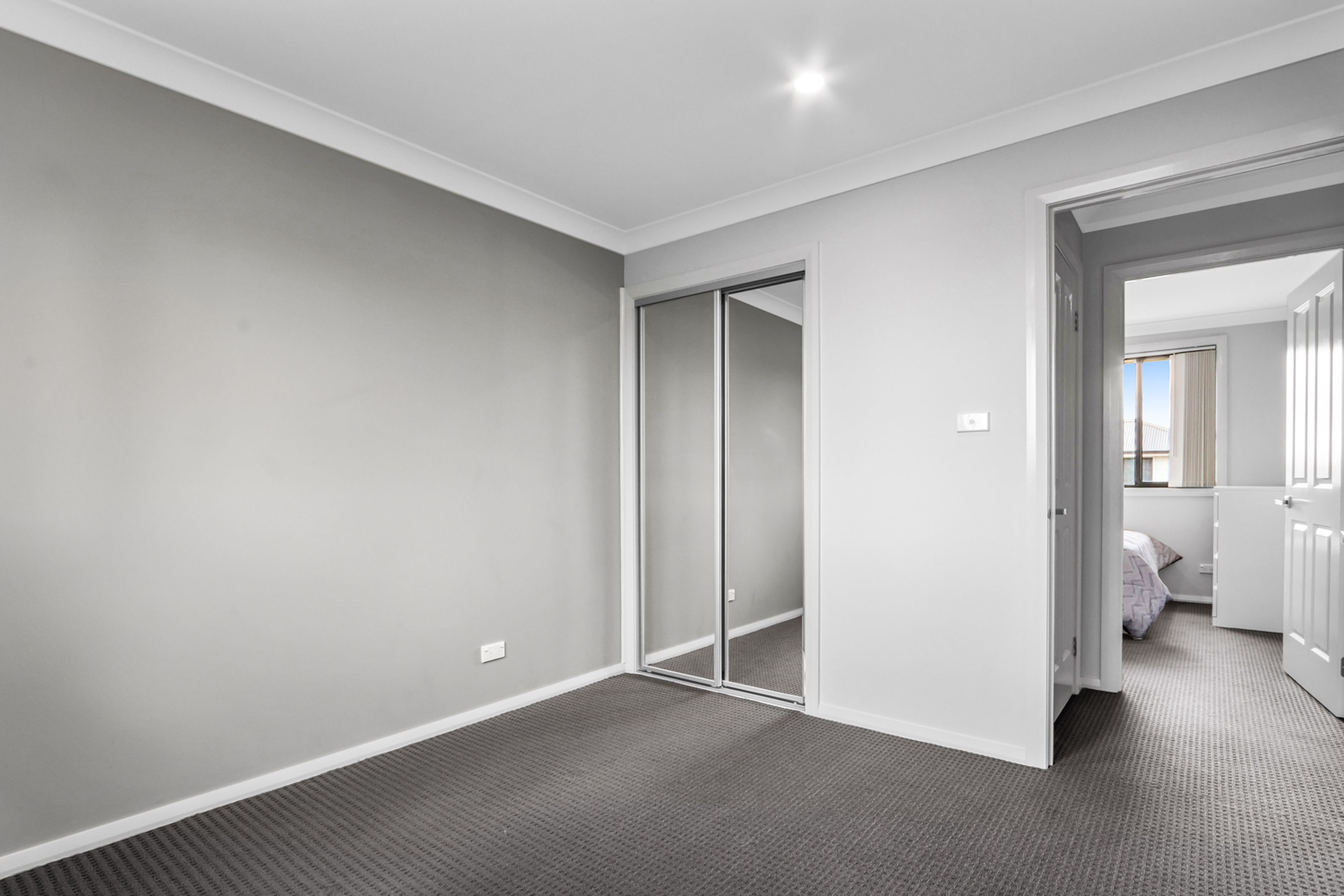 7 Barrow Circuit, JORDAN SPRINGS