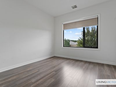 79 Debonair Parade, Craigieburn